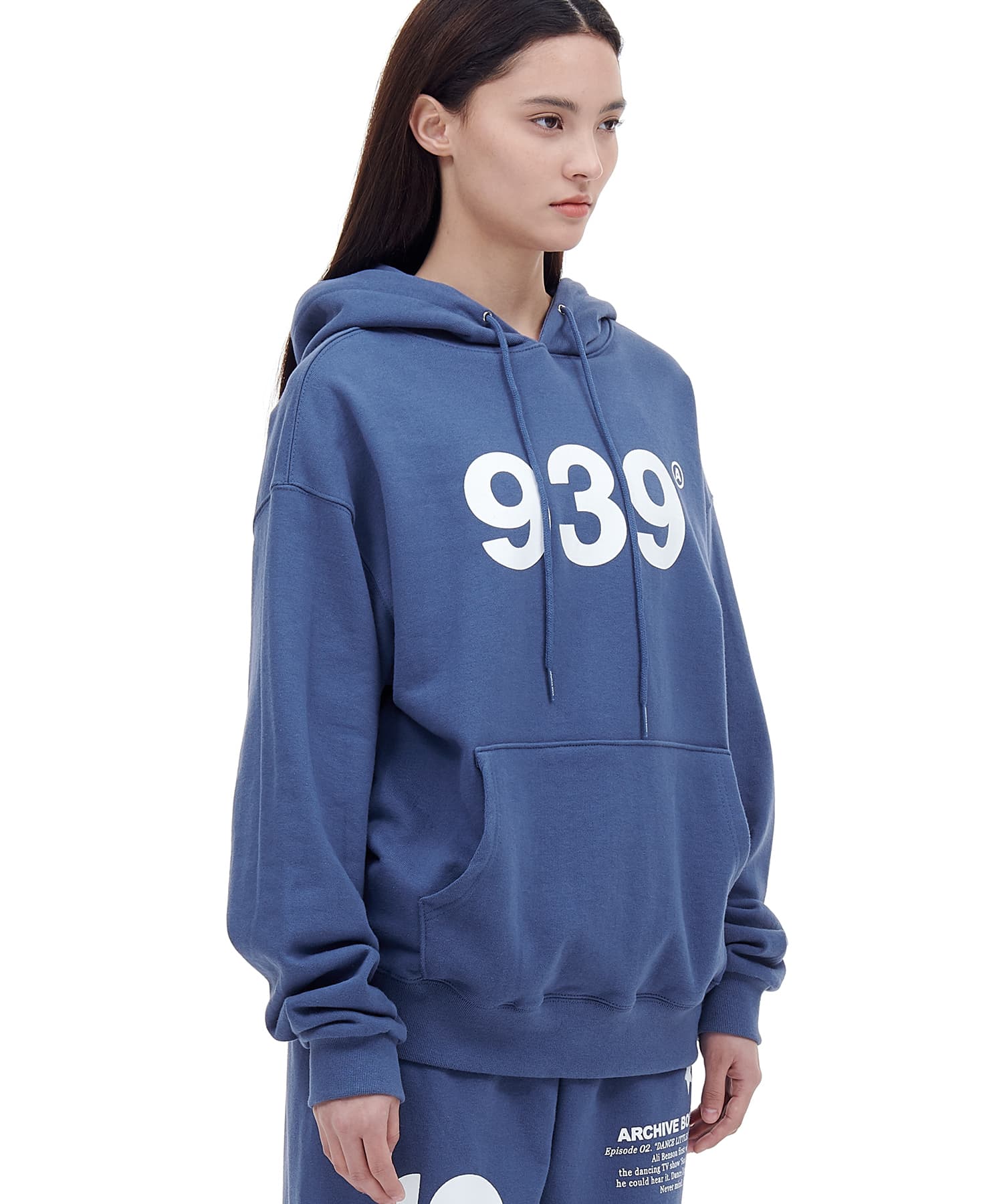 939 Худи