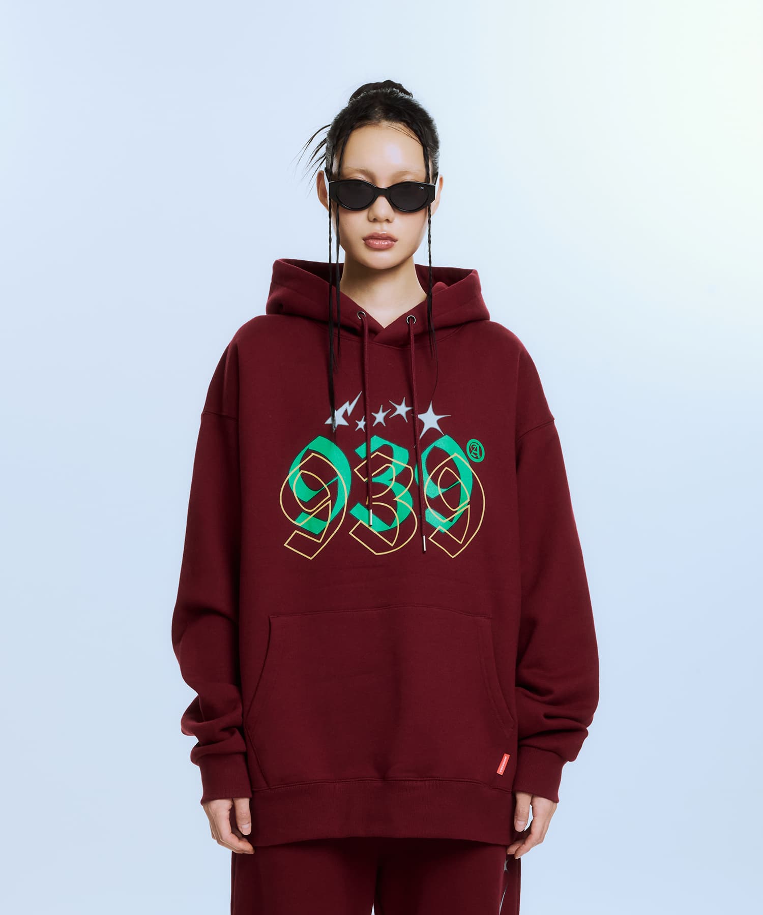 939 Худи